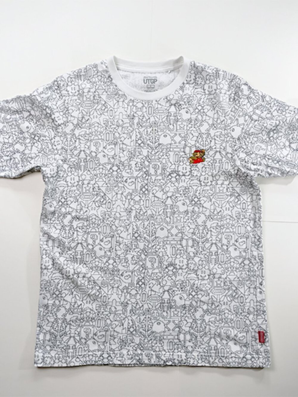 Nintendo Uniqlo UTGP Super Mario Bros Pixel S/S Tee Shirt Official Japan